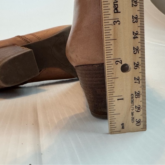 Franco Sarto Garda tan Brown Ankle Booties size 7 leather upper - Picture 10 of 10
